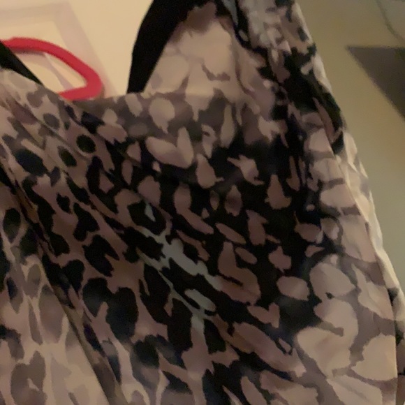 Marciano cold shoulder top - Picture 5 of 10